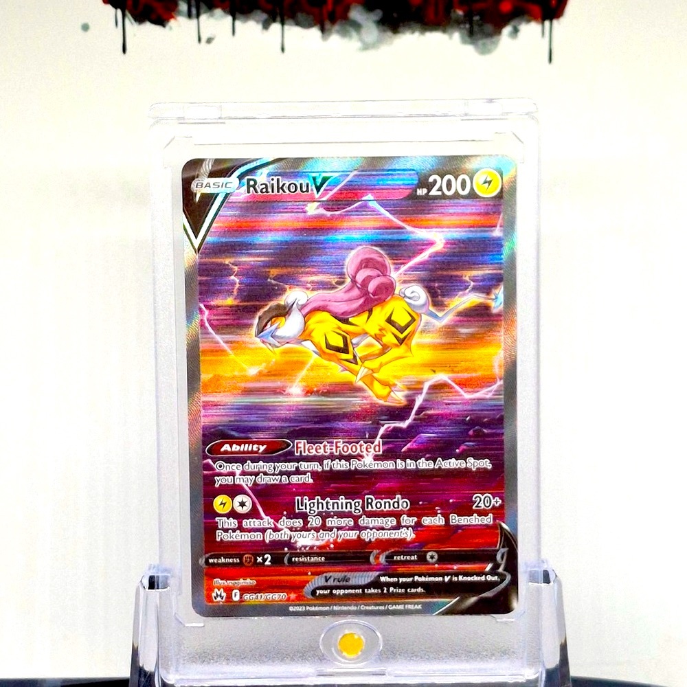 Pokemon Raikou V Trading Card - Black and Gold